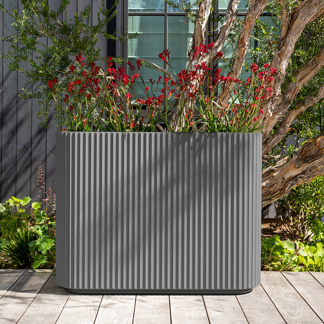 demi span planter