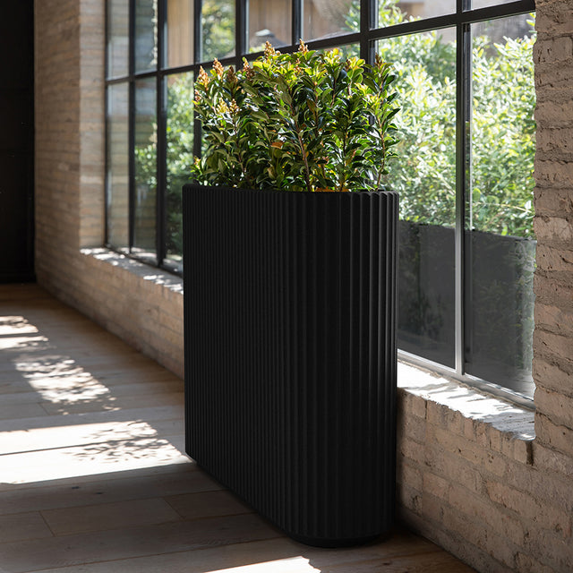 demi span planter