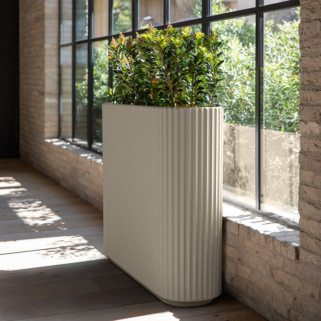 demi span planter