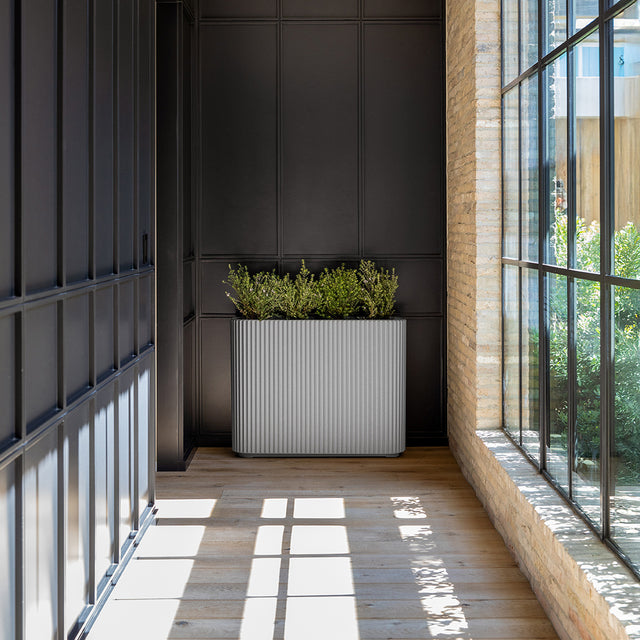 demi span planter