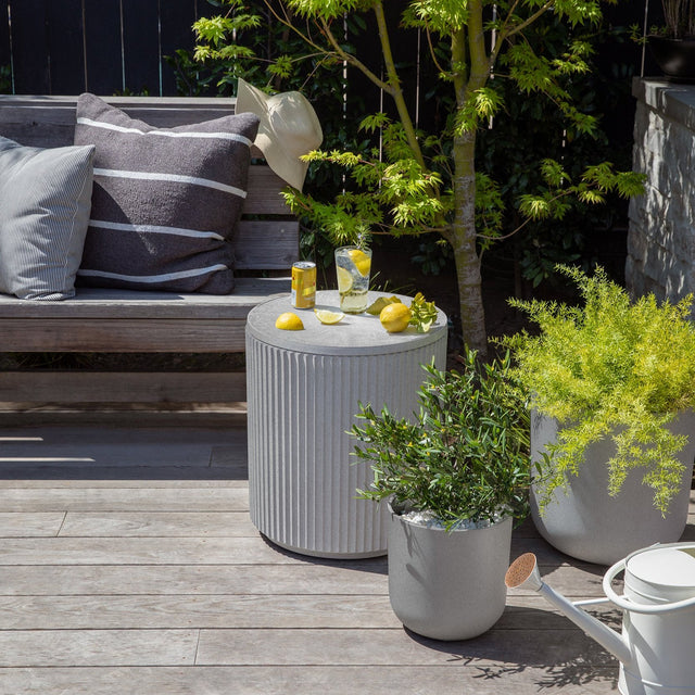 demi chill side table