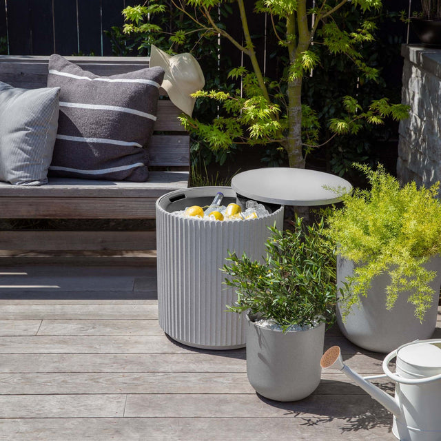 demi chill side table