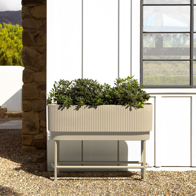demi raised garden bed