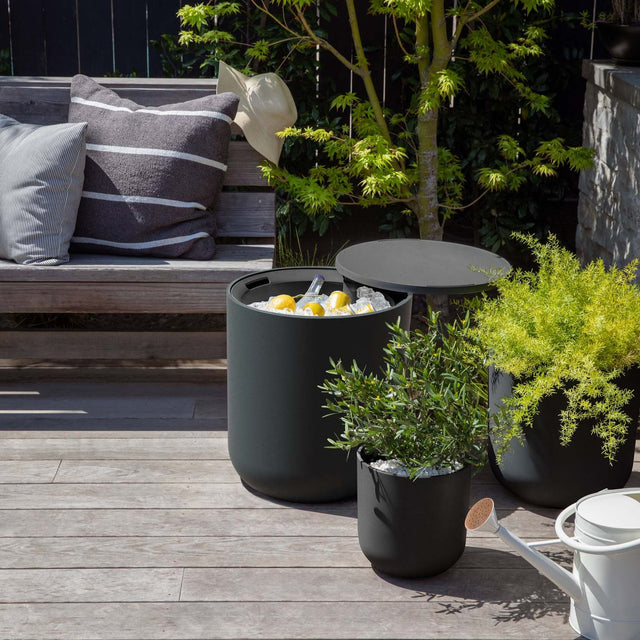 kona chill side table