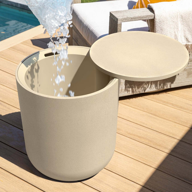 kona chill side table