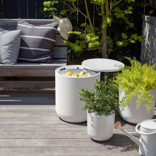 kona chill side table