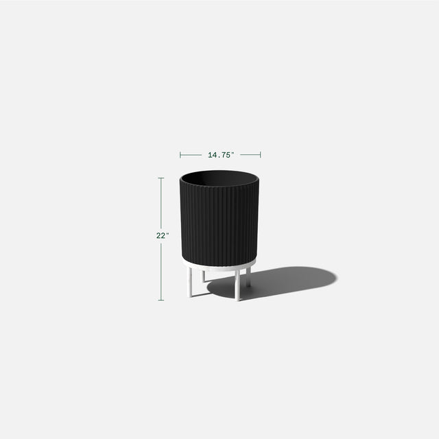 demi raised planter
