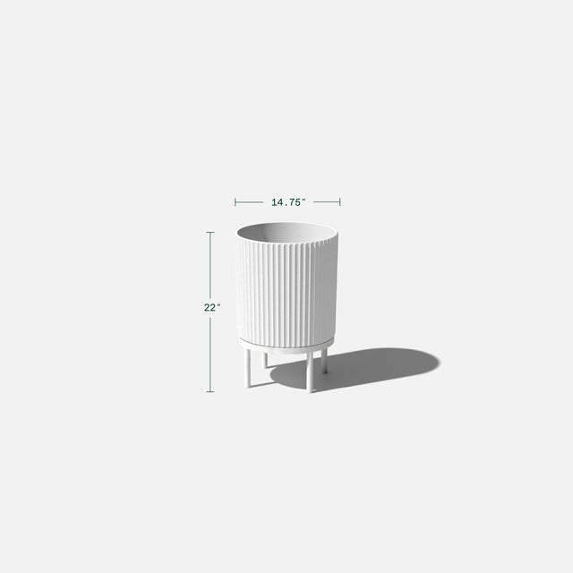 demi raised planter