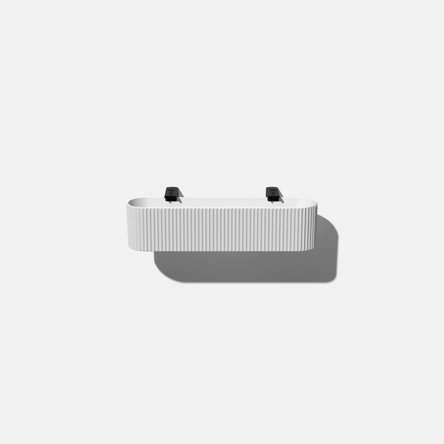 demi railing planter