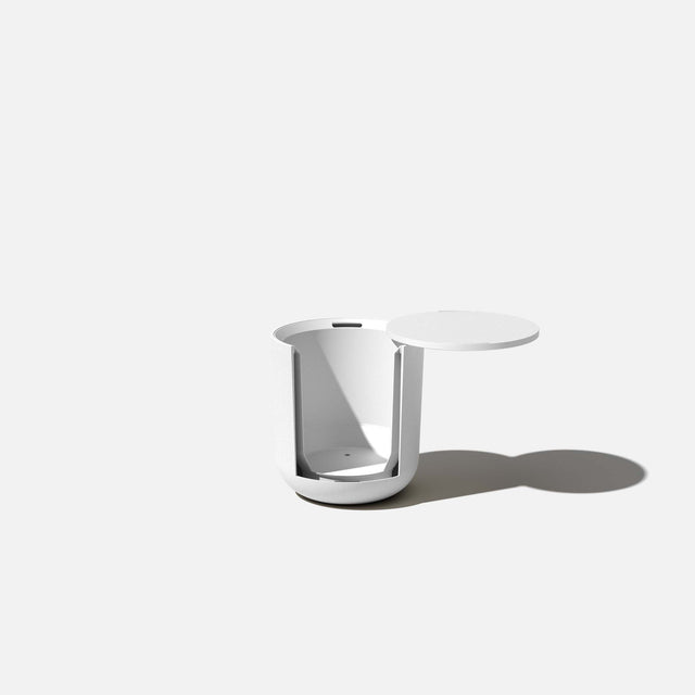 kona chill side table