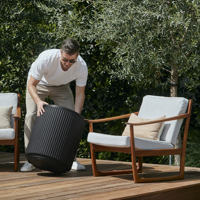 demi chill side table