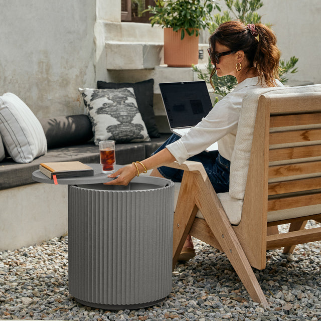 demi chill side table