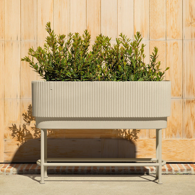 demi raised garden bed