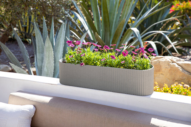 demi window box planter