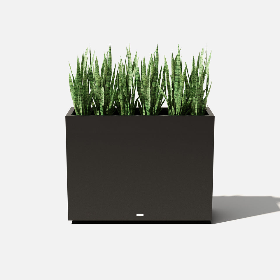 metallic span planter