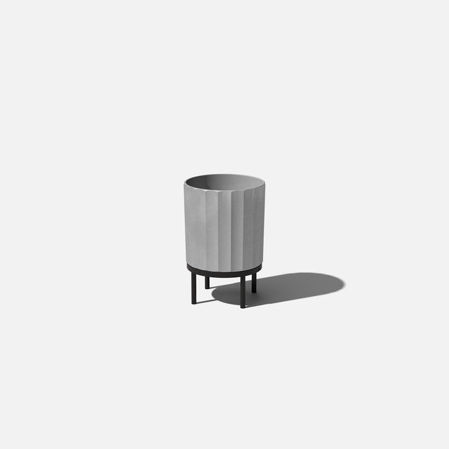 column raised planter