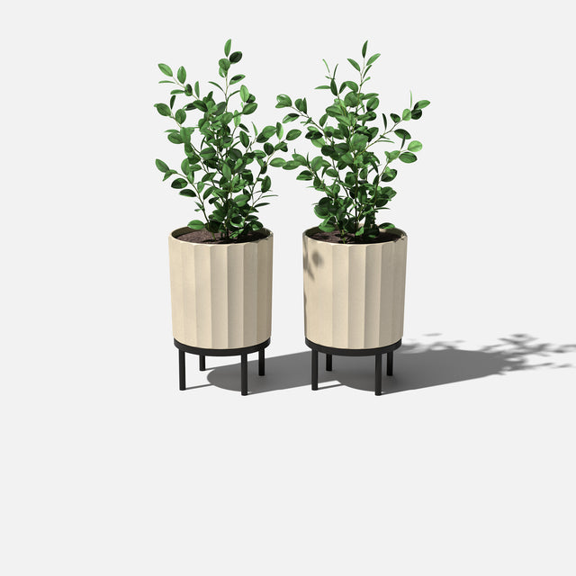 column raised planter