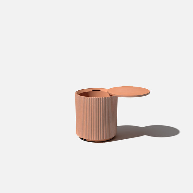demi chill side table