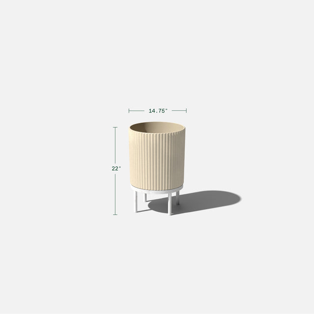 demi raised planter