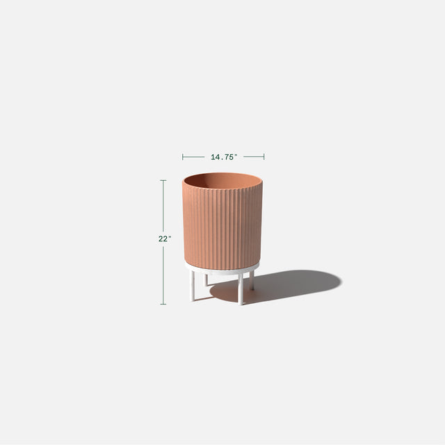 demi raised planter